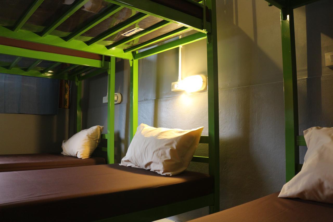 Ama Phuket Hostel Exterior photo