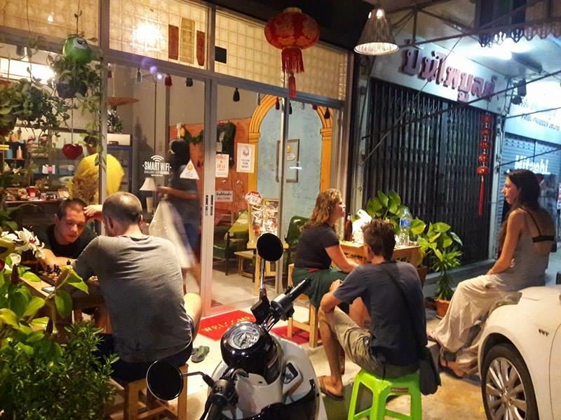 Ama Phuket Hostel Exterior photo